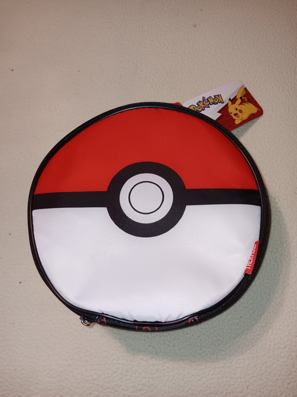 Thermos Red, White & Black Poké Ball Kids Lunch Box (Price Is Firm)